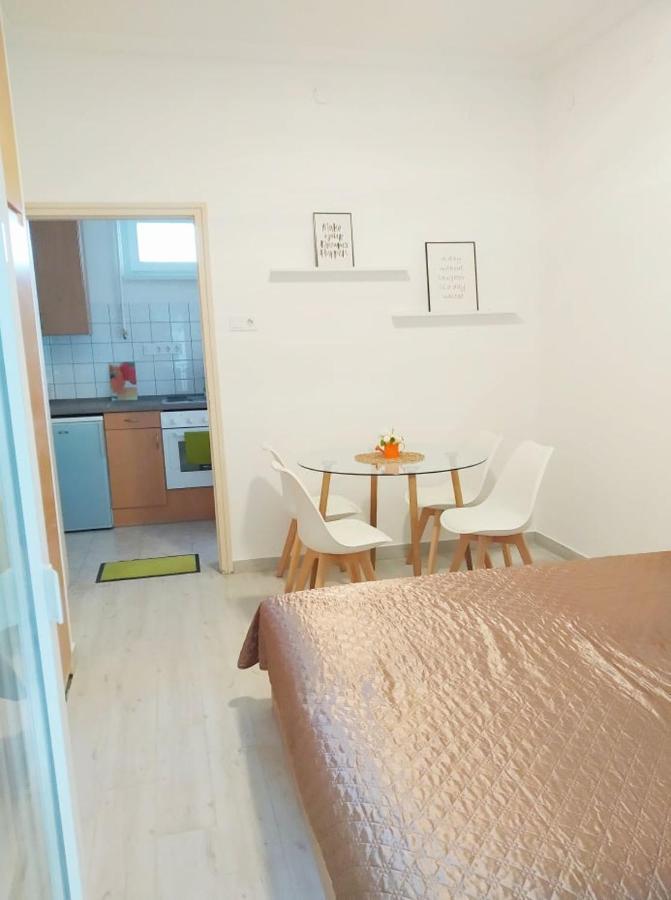 Ildiko Apartman Apartment Hajduszoboszlo Exterior photo